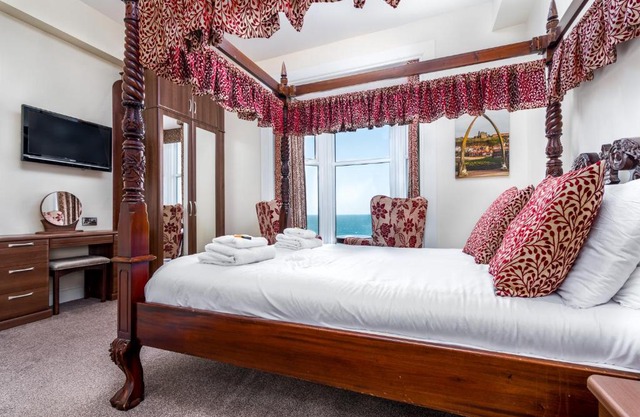 Riviera Guesthouse