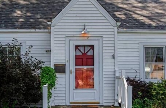 Charming Family Haven, On The River