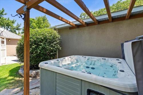 Riviera Retreat in Salt Lake with Private Hot Tub and Theater