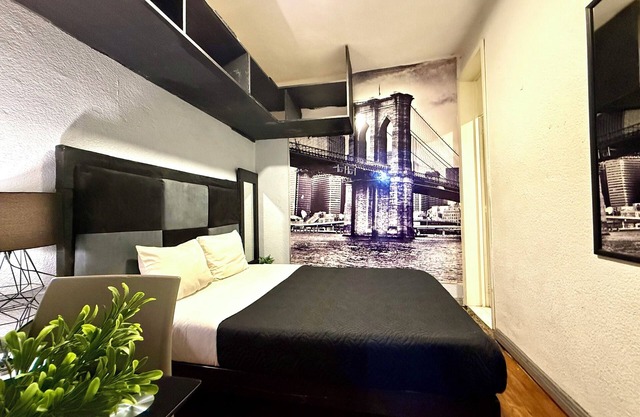 ROOMIES HOSTEL CONDESA