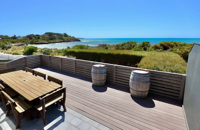 The ideal Robe beachside holiday home