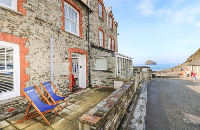 Maison du rock, TINTAGEL