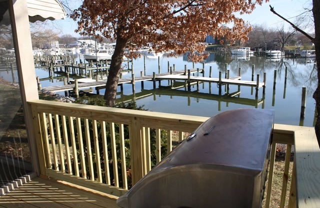Rockhold Creek Cottage, Bord de l'eau, Maison de vacances, Docks