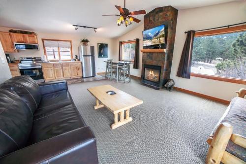 Rocky Mountain Retreat 1B by Rocky Mountain Resorts