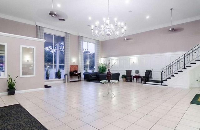 Rodeway Inn & Suites Williamsburg Central