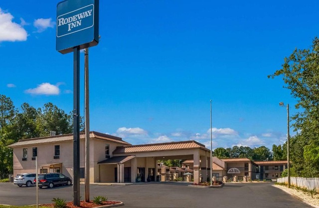 Rodeway Inn