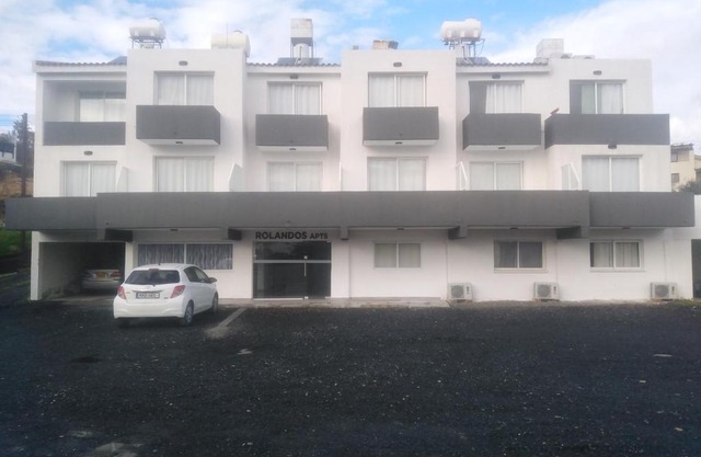 ROLANDOS APTS