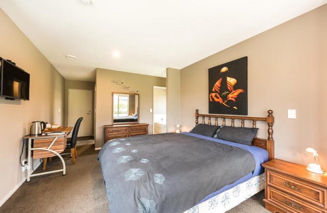 Rolleston Paradise-Master Bedroom with Ensuite Only