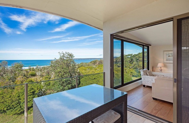 Rolling Waves 3 - Incredible Ocean Views