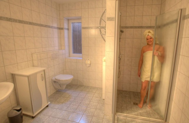 Appartement de 90m² accessible en fauteuil roulant avec balcon et terrasse, nombreuses activités de loisirs, Wi-Fi gratuit