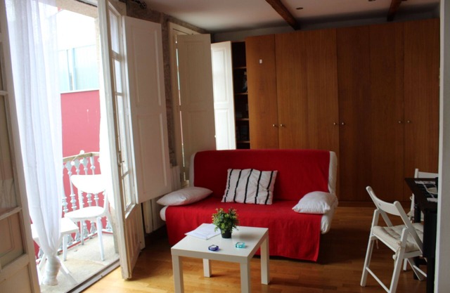 Studio romantique et lumineux