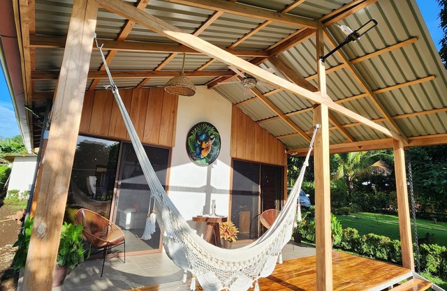 Romantic Modern Cabin with WiFi in San Ramon