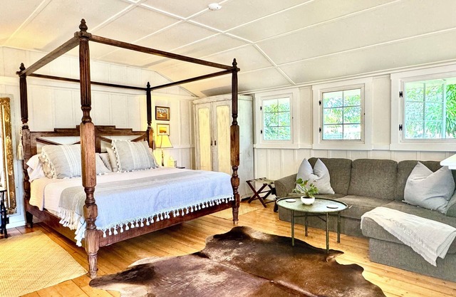 Cottage romantique, vue imprenable sur l'océan, à proximité des plages, cadre de ranch historique