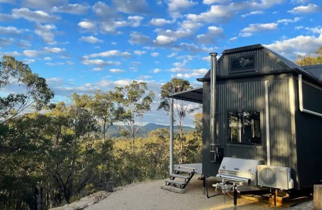 Romantic escape: Summer Hill Tiny home