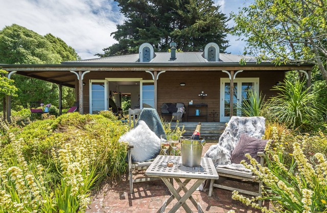 Escapade romantique de luxe sur les superbes terres agricoles d'Akaroa