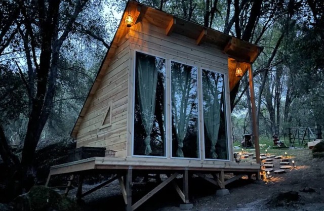 Romantic Glamping by Yosemite!