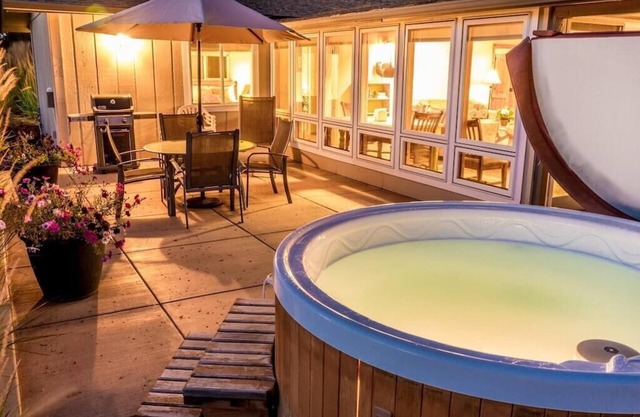 Luxe romantique Guest House sur 20 hectares, bain à remous, piscine, court de tennis, vue sur les montagnes