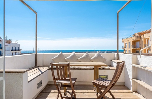 Romantique loft pour couples avec vue sur mer