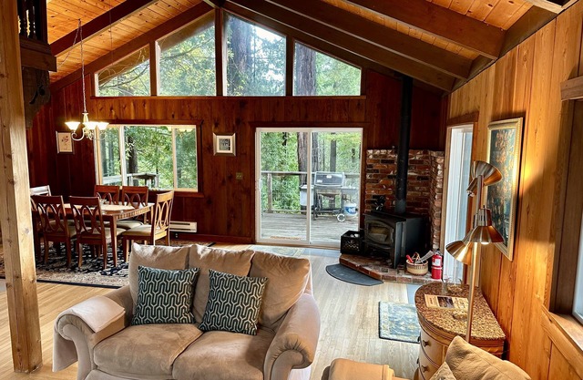 Romantique Mendocino Coast Getaway