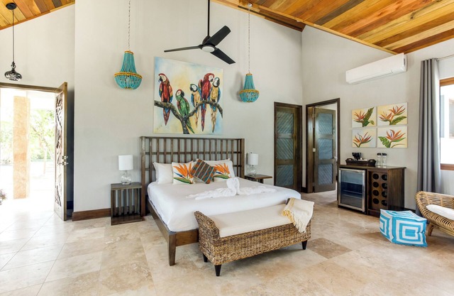 Romantic Oceanfront Bungalow with King Bed & Dual Rain Showers