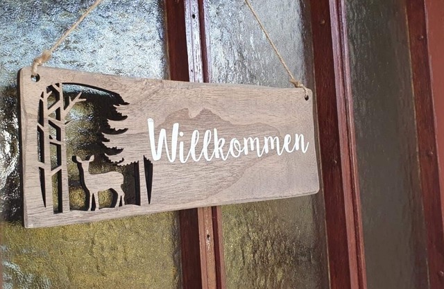 Romantique maison de forêt ancienne avec piscine d'été près de Rothenburg ob der Tauber