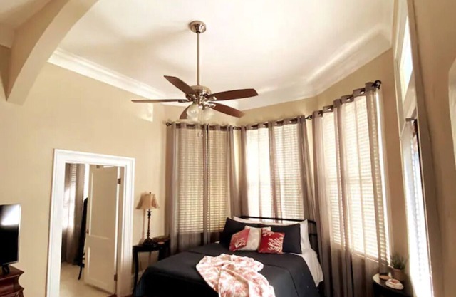 Romantic Private Guest Suite