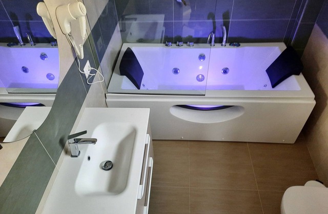 Romantic Room con Vasca Idromassaggio