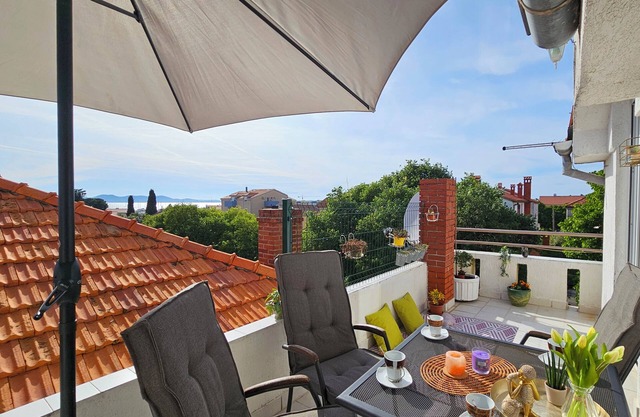 Appartement romantique et moderne - Vue sur la mer / Wi-Fi / Parking