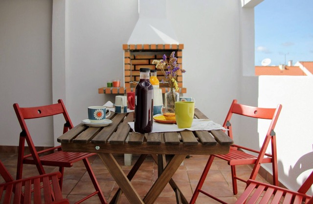 Maison sur le toit et barbecue au centre de Mafra Vila