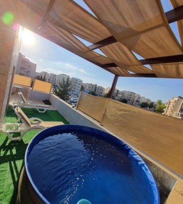 Rooftop pool with terraces F-R