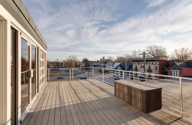 Rooftop Views in the Heart of Downtown!