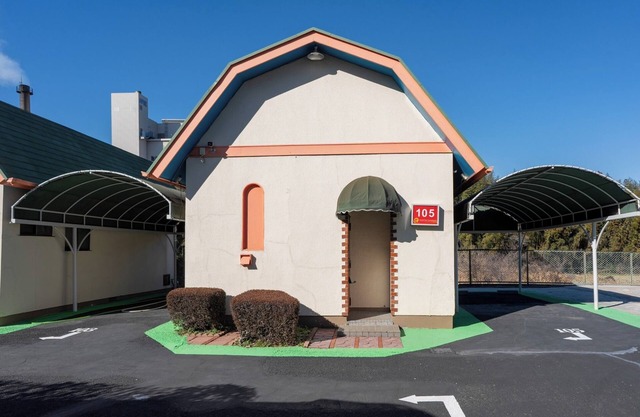 Room 105 / Narita Chiba