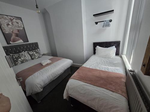 Room 2 Shared house in Kensington