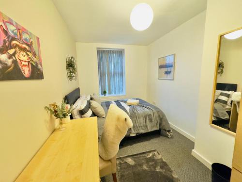 Room 3 Shared House in L7