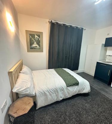 Room 4 NG3 2AZ