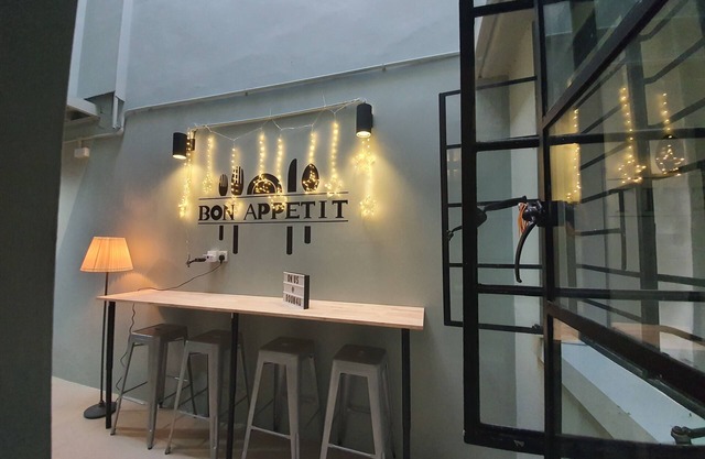 Room at Jln Loh Boon Siew Georgetown