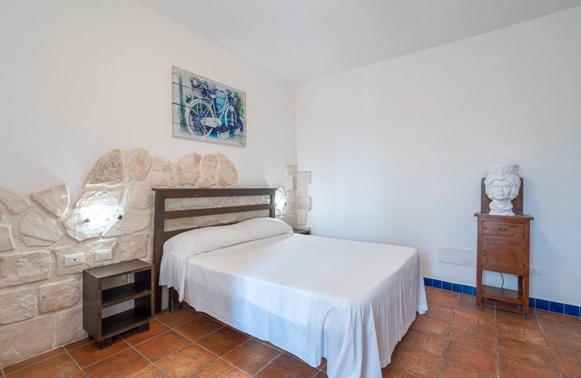 Chambre 'Dea Vulcano R7' avec piscine partagée, Wi-Fi et climatisation