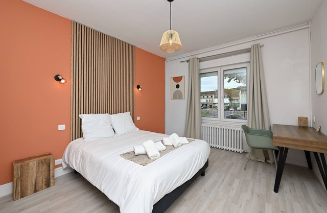 Room 'Double Room' with Shared Terrace, Wi-Fi and Air Conditioning