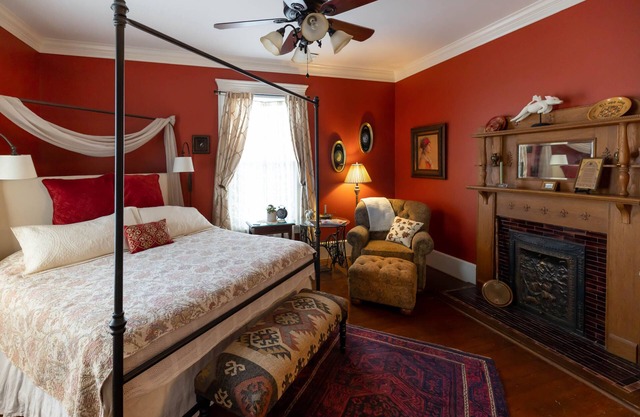 Chambre dans une belle maison historique près du centre-ville pittoresque et du front de mer