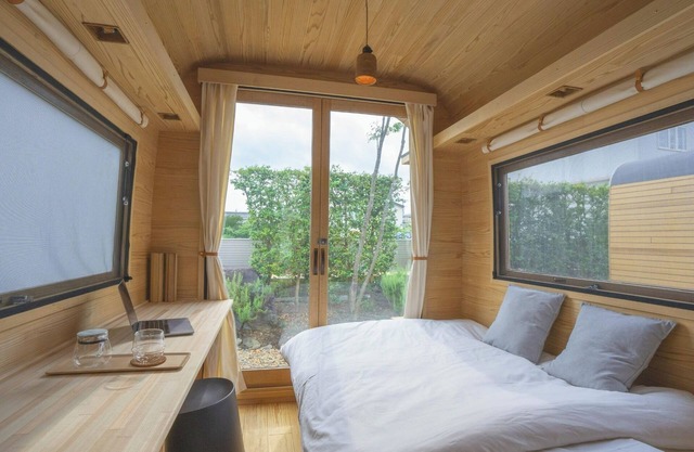 Room only 2 night plan Wooden trailerstyle tiny house lodging bedding bed /Utsunomiya Tochigi