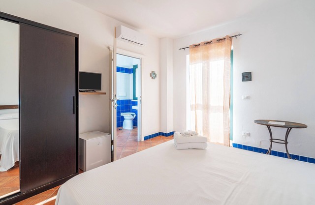 Chambre "Syrah R8" avec piscine partagée, Wi-Fi et climatisation