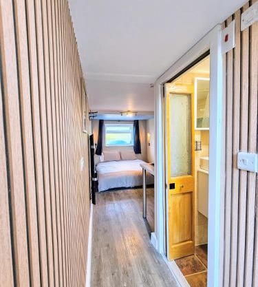Rooms FG