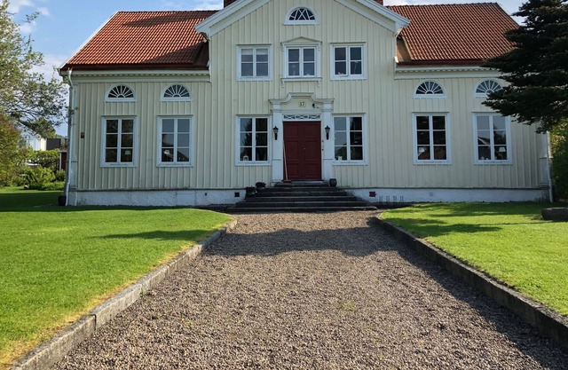 Chambres dans un charmant manoir ancien, construit en 1832