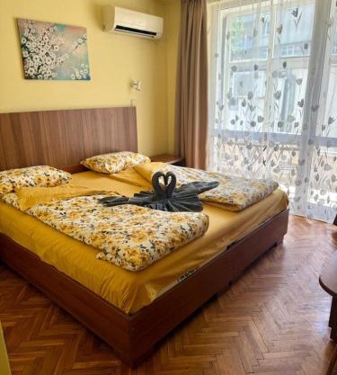 Rooms in New Town Nessebar by Flat Mаnаger