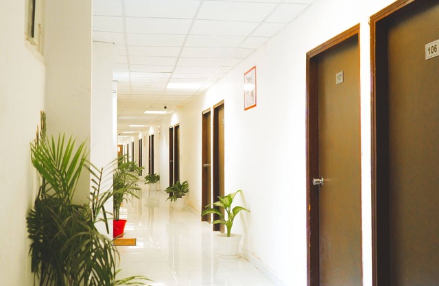 Roomshala 124 Royal inn Rohini