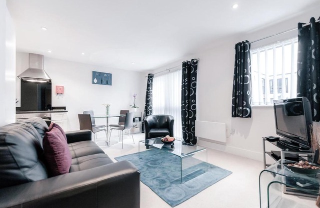 Roomspace Serviced Apartments - Capitol Square