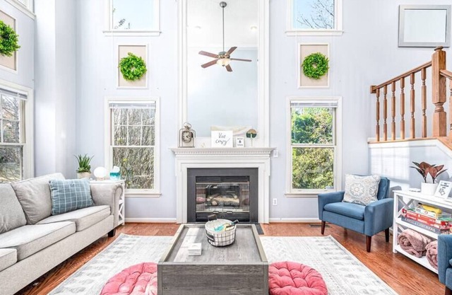Roomy 4bd on private Cul-de-Sac