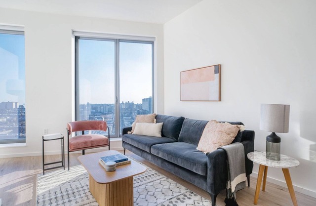 Roomy Clinton Hill 2BR w/ W/D, Gym & Pool, nr BAM, by Blueground