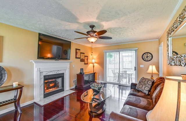 Roomy Fayetteville Home Rental w/ Screened Porch!