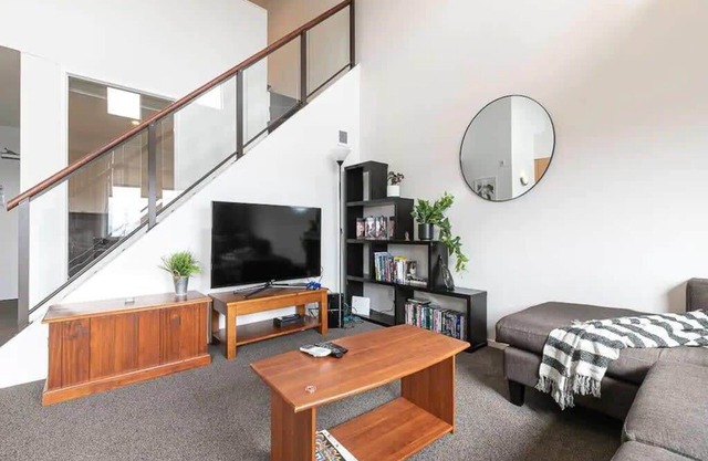 Roomy Loft Two Bedroom Apartment w/ Free Parking!